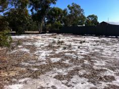 Only 90 minutes drive from the southern suburbs this 959m2 block eagerly
awaits your new home. Located close to a number of local amenities
including recreation, schools and shops it has everything you need in a
country retreat. Attached are concept plans available for the block.
Will consider all offers.