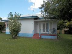 29 Twelfth St Home Hill QLD 4806 Are you looking for your first home or a top investment property? Look no more. This solid 3 bedroom block home, situated on a corner position has great street appeal and is priced to meet today's market. - Solid concrete block construction - 3 bedrooms - 1 air-conditioner - Timber floors - Combined kitchen & dining - Separate lounge/ living area - Private fenced backyard - 875m2 corner block Don't miss out on this great opportunity and call us today. - See more at: http://www.landmarkharcourts.com.au/Property/582846/LTY2954/29-Twelfth-Street#sthash.vZ6stdkN.dpuf