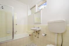 19/294 Nicholson St Seddon VIC 3011
The lifestyle setting immediately reaps endless rewards! Only moments from Seddon Village, Mappin Reserve, cafes, Victoria University and Seddon
Station, this is chance for first home buyers to burst onto the market,
otherwise, it's a smart strategy for investors. This well-maintained
apartment is set back from the street for privacy and features:
A light-filled north facing open living area
A neat kitchen fitted out with all of the essentials
Good sized bedroom with a built-in-robe and bathroom
Off street parking