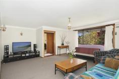 32 Castle Dr Lennox Head NSW 2478 2 homes on a large 1193m2 block Rental returns of up to $940 p.w 1st home - 4 x bed, 2 x bath, 5th bed/study, open plan living area, kitchen, dining area, rumpus room, air conditioner + solar hot water. Currently rented at $540 p.w 2nd home - 2 x bed, 2 x bath, separate w.c + laundry, open plan living area + separate dining area off kitchen. Realistic rental of $350-$400 p.w Sensational opportunity for savvy buyers.