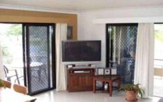 4/112 DIGGER ST Cairns North Qld 4870 Nathan Shingles present's a first class investment returning $300 per week on a current periodical agreement . This is a large first floor apartment located on the very popular inner city street of Digger Street. Being just 2 streets back from the Cairns Esplanade Digger Street is well known as a good street to buy in because of the surrounding prestigious apartment complex's .