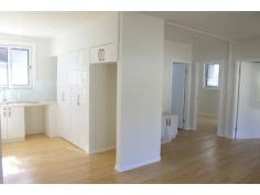 42/230 High Street Wauchope NSW 2446 Brand New * Gloss finish kitchen, stone benchtops, tiled splashback * Open plan living and dining * 2 bedroom, modern bathroom * Air conditioned, large yard with rear access * $115per week park rent * Over 50′s park Much information has been provided to us by third parties and we do not accept any responsibility for its accuracy. You should make your own enquiries and check the information so as to determine whether or not this information is in fact accurate. You must make your own assessment and obtain professional advice if necessary.