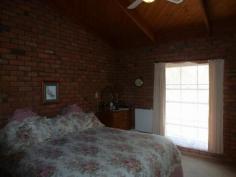 1 Anny's Lane, ARARAT VIC 3377 Plum Tree Kennels - Cattery 3 Bedroom double brick home with 4th bedroom or study and solar Situated on town's edge on 40 acres with town water Open plan living, electric cooking, solid fuel heating & refrigerated cooling Main bedroom with en-suite and walk in robe, bathroom has claw foot bath Separate studio, 29 Kennels, 12 cat pens and retail shop 2 Bedrroom granny flat, sundry shedding, 3 dams and grooming set-up "If you like pets and want a lifestyle property with dual income, take a look at this property"