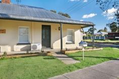 78 Carrington St Horseshoe Bend NSW 2320 Completely restored 2 bedroom single level terrace surrounded by period
homes. The renovation / restoration includes the retention of old
timbers and the old world ambience. The home has been re- plumbed,
re-wired and gas is connected. Enjoy cooking on the stainless steel gas
stove, the convenience of hob instant gas hot water and the comfort of
the spilt system a/c. The design flows from the kitchen to the rear
alfresco area and on to the level landscaped garden lined with photinia
and framing a central garden feature. To add value to you or your
tenants there is also off street parking for 2 cars.
Whether you are downsizing into a cosmopolitan location or a looking for
a great rental return an inspection here is a must. This is a central
location within strolling distance to cafes, restaurants, the art
gallery and theatres.