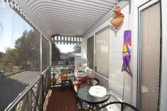 26/43-53 Willow Dr Moss Vale NSW 2577 Web ID : 1570998 Price : $179,000 Property Type : House Sale : Private Treaty Attention retirees, affordable and secure 2 1 1 *North facing open plan living area with raked ceilings *Modern kitchen, laundry, enclosed verandah and covered walkway *Two generous bedrooms and one bathroom *Weekly site fees apply *Large single garage with rear storage shed *Low maintenance private grounds, a corner position *A lovely cottage in a secure over-50s estate *Simplified living and close to town