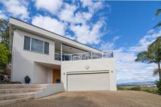 21/5 Meown Court, Cornubia Qld 4130 $749000 Without doubt this very unique and special family home that has been beautifully maintained with much love from the current owners. If you'd like three spectacular levels, high ceilings, 4 extra large bedrooms, plus study, plus huge rumpus with Stunning views in a whisper quiet street then this is it! A Great location, you are only minutes' to Shopping centres, transport and many wonderful private and public schools. This architecturally designed multi level home (44smq+) is perfectly positioned on 900m2 of prime land in this elite suburb and situated high in the prestigious "Hideaway Terraces", designed for effortless family living and sits within easy reach of all that the Brisbane to Gold Coast has to offer. It's position enables STUNNING panoramic views over the Pacific Corridor to the Great Divide. - See more at: http://www.professionalsormeau.com.au/real-estate/property/734259/for-sale/house/qld/cornubia-4130/21-5-meown-court/#sthash.J7XJtuKt.dpuf