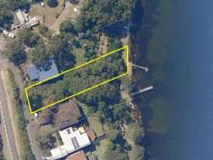 227 Fishing Point Rd Fishing Point NSW 2283 ABSOLUTELY!
Absolute waterfront with absolutely unforgettable north east aspect
and views to Belmont. Generous frontage to both road and water. Comes
with own jetty, steep to the water however the views are amongst the
very best on Lake Macquarie and sure to be priced to sell!! One hour
north of Hornsby.
Property Snapshot
Type:
Residential
Area:
1,126 m 2