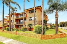 5/15 King Street
Port Macquarie, NSW 2444 Enjoying a wonderful convenient East Port location just walking distance
to Town Beach and the CBD. This sun-soaked top floor apartment is well
designed and extremely spacious. A great lifestyle purchase close to
shops, restaurants and public transport, with an easy walk to the
vibrant dining and entertainment hubs of Port Macquarie. The apartment
is located in a small complex and contains a large living and dining
area to entertain with a separate kitchen with generous bench space.
Freshly painted and new carpet throughout, the apartment is bathed in
light and opens to a generous balcony. There is a remote control lock-up
garage, internal laundry, spa bath and a second balcony off the master
bedroom. This is an affordable two bedroom apartment in a sought after
location ideal for investors and first home buyers.