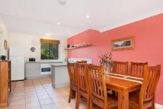 4/37 Childe Street, BYRON BAY, NSW 2481 “Ahimsa” is a fabulous townhouse in a small resort complex of 9, perfectly located just 100m from Belongil beach and offering a casual laid back atmosphere. Ideal to live in or rent out. Upstairs features 3 bdrms, main with ensuite & balcony. Downstairs, spacious lounge, living area opening onto a private terrace ideal for al fresco entertaining & overlooking saltwater pool, spa & lush sub-tropical gardens. FOR SALE: $745,000