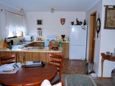 4/23 Dodgin Street Wynyard Tas 7325 NEW PRICE $199,900 Yes folks so convenient it is only 100m to main street. Sun, sun and more sun! This very smart unit has top quality blinds, drapes and carpets. New electric oven with 2 bedrooms both with built-ins. Open plan living catching the morning and afternoon sun, plus a garage with internal access. And to top it off, an enclosed glass porch to enjoy some timeout. Currently leased at $220.00 per week. Read more at http://wynyard.ljhooker.com.au/7TDFD3#OIczxHGXMFVcMDuo.99