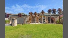 19 Hooper Dr Skye VIC 3977 Spacious Family Home In Skye! Situated
only a stone's throw away from the Sandhurst Golf Estate, this safe
& secure 4 bedroom plus study home indulges in nearby views of gum
trees and golf course. This spacious family home provides 2 separate
living zones, well-appointed kitchen with s/s appliances and timber
floors, while the master suite contains WIR and FENS. Other features
include; Gas Ducted Heating, Evap. cooling, quality window furnishings
and light fittings. Outside, discover a superb paved/pergola area with
direct access from the garage which also contains a fully functional
kitchen great for all year round entertaining and outdoor cooking. This
property will not last long, Inspection is a must!