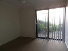 1/2 Natalia Court Warwick Qld 4370 Excellent value with this as new 2 bedroom brick unit. Great location
being walking distance to Scots College and the School of Total
Education. Ideal investment property which would rent at $230 / week
with depreciation benefits.
Motivated vendor wants the property sold this month. Inspect today and buy a bargain.