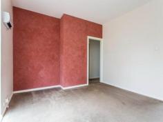 4/396 Nepean Highway Frankston VIC 3199 Beach Baby.. Inspect anytime by appointment. Located beach side of Nepean Highway, backing onto Kananook Creek and approx. 400 metres walk to the beach , this quaint two bedroom ground floor apartment offers affordable living in a sought after location. Close to transport and shopping centres, secure remote gated access and off street parking. General Features Property Type: Unit Bedrooms: 2 Bathrooms: 1