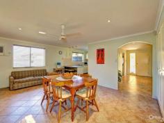 72 Kendalls Rd Avoca QLD 4670 $335,000 Don't Just Drive By....... Rendered low set home is presented beautifully with nothing to spend!
Very bright & airy home with oversized living areas a real feature!
Separate lounge, large dining & large family/rumpus Modern kitchen has dishwasher, gas cooktop & electric oven
Drive thru carport to large shed at rear
Packs a lot of house onto the 735m2 block
air-conditioned living area
4th bed can be another living area
Close to Sugarland Shopping centre, sports club & Reading Cinema