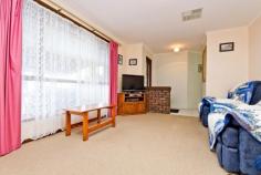 17 Eloise Ave Hallett Cove SA 5158 * Spotless 3 bedroom home on high side of the street, with sea views * Block size - 639 sq.m. approx. * Equivalent main area - 147 sq.m * Formal lounge * Separate study/office * Open plan kitchen/family/meals area * Dishwasher and pantry * Ducted air conditioning & gas heating * Double carport umr with auto doors * Drive through to double garage * Tool shed & rain water tank * Manicured gardens