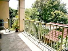 Unit 19/37 Golden Four Drive Bilinga Qld 4225 $250,000 Spacious beachside one bedroom unit
* Fabulous tenant paying $290 a week through to August 2015
Superb investment for those looking for guaranteed income and reliable
tenant with this lease locked in till August 2015 at $290 a week. This
spacious and modern one bedroom unit has beachy timberlook floors,
two-way bathroom, air conditioning and a delightfully spacious 15 square
metre private balcony to catch the sea breezes. With secure basement
car parking, intercom access, landscaped gardens, swimming pool, spa,
BBQ area, and only 50 metres from the beachfront it's no wonder this
lucky tenant doesn't want to move!
Price to sell now don't hesitate to call today for an inspection
