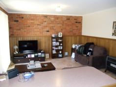 2/74 Stradbroke Avenue Swan Hill Vic 3585 $229,000 Two living areas
*Timber kitchen
*Garage with remote
*Free standing
*Timber dado and brick feature walls
*Semi ensuite
*Ducted evaporative cooling
*Gas heating
This very smart unit is leased at $225 per week or vacant possession is available (60 days).