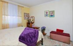 14/340 Woodstock Avenue Mount Druitt NSW 2770 $280.00 PER WEEK AVAILABLE 2ND SEPTEMBER Located on the ground floor this well presented one bedroom units offers built-in robe, Large open plan lounge, kitchen and dining, carpet throughout, renovated bathroom with separate bath and shower, internal laundry includes dryer, single carport and close to local schools, shops and westfields Mt Druitt.