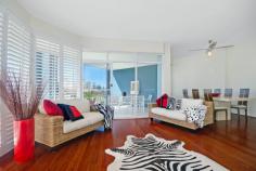 9/72 Corrimal Street Wollongong, NSW 2500 A luxurious house-sized apartment boasting a full renovation and enviable location. Grand open plan living with room for 2 sitting areas plus huge dining. 3 large bedrooms all with BIW's, main with ensuite. Oversized North East covered balcony ideal for entertaining. Enjoy the beach, cafes and restaurants at your doorstep.
