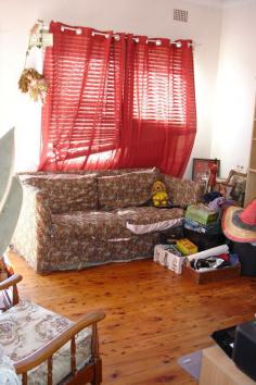 3/62 Kathleen Street Tamworth NSW 2340 $155,000 Perfect for those looking to get in at the low end of the market, a three bedroom, unit with single lock up garage with internal access. Also attractive to the investor with an estimated rental return of $200.00/week Quiet laneway location, close to shopping, pool & clubs. Stata: $1800.00/annum Rates: $1600.00/annum Property Details Bedrooms 3 Bathrooms 1 Garages 1 Contact Details Agent: Ross Bruce Phone: 02 6766 5266 Mobile: 0417 467 791