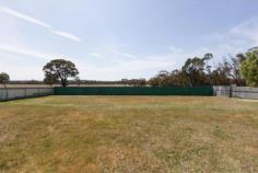 324 Western Hwy Ararat VIC 3377 For Sale $349,000
Set on 2.5 acres on the edge of town with a
rural outlook this 4 Bedroom home is now like brand new. Suitable for
horses, hobby farm or if you just want space to move. Features include
22 solar power panels, all new colorbond cladding, new floor coverings,
plaster, fresh paint, insulation in walls, new blinds & drapes,
upgraded wiring, new split system air con, wood heater, master ensuite
with spa bath, 3 showers & much more. This home is low maintenance,
energy efficient & the complete package. Outside is an impressive
man cave 10x12 shed with auto roller doors, large paved covered BBQ
area, stables, lockup machinery shed, storage & chook sheds, back
patio with lovely Easterly views and secure & well fenced yards.
Worthy of an inspection if a country lifestyle is your desire.