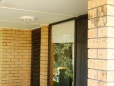1/929 Fairview Drive Lavington NSW 2641 Fantastic 2 bedroom unit with built in
robes in a quiet court location. Reverse cycle A/C, open plan living,
electric cooking and a single carport. This unit will not last being
$145 per week!! Read more at http://albury.ljhooker.com.au/1DYGNR#EoeGlEH3yBosssIu.99