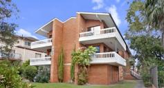 16/322 Jamison Road Jamisontown NSW 2750 2 large bedrooms + new carpet Internal laundry + ample storage Large balcony + 3rd floor appartment Single garage + visitor parking Central location + close to Penrith CBD With close proximity to Penrith CBD, panthers, shops, transport and schools this property is ideal for future investment. With 2 bedrooms, ample storage, large south facing balcony and single garage. If you are looking to invest or purchase your first property, this property represents great value.