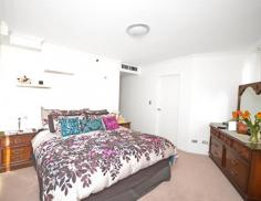 81/14 brown Street, Chatswood, NSW, 2067 3 Bedroom Luxury Unit with 2 Lockup Garages - Spectacular Views - Golden Opportunity - Chatswood CBD - Location Location Location. This modern and spacious unit is located in the highly popular High Park Tower Building, right in the heart of the Chatswood CBD. If you like convenience and a prestige place to live then you cannot go past this property. Transport is a breeze, with train and bus stations conveniently located at the bottom of the street. Within a few minutes walk you will also find some of the best restaurants, shopping, schools, parks and entertainment facilities Australia has to offer. Building Facilities include: Heated Pool, Spa, Sauna, Gym, Meeting Room, 24 hour Security, Onsite Building Manager / Concierge.