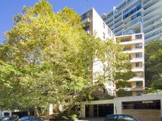 29 Roslyn Gardens, Elizabeth Bay NSW 2011 The Plaza - Spacious Two Bedroom Apartment
This
spacious and neat two bedroom apartment features security entrance with
lift access, large bedrooms both with built-in robes, entertaining
sized living area opening out onto a east facing balcony that takes in
the fantastic district views & internal laundry facilities.
Set in an ideal location convenient for world-class restaurants,
bars, cafes & shopping & easy access to the harbour & CBD.