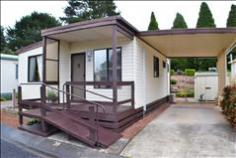 Site 46 43-53 Willow Drive Moss Vale NSW 2577 Cosy place to call home! 2 bedroom villa in a sunny aspect! Open living/dining, well equipped kitchen with gas cooktop. Master bedroom with BIW, combined bathroom/laundry. Large carport, lovely landscaped yard with courtyard and garden shed. Reverse cycle air conditioning as well as gas heating. Located across from amenities. Property is in excellent condition having new oven, dishwasher and fencing.