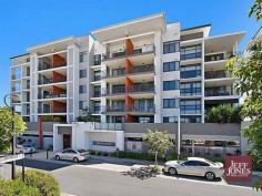 3305/28 Surbiton Court Carindale Qld 4152
Premium Living With Carindale Convenience
Positioned to capitalise on the recent renovations to Westfield
Carindale, this modern apartment offers a premium position close to an
abundance of dining and retail options.
With a seamless layout and large balcony, this apartment features
open-plan living and a well-designed kitchen with gas cooking,
stainless-steel appliances and stone benches. The master bedroom
features built-in robes, while the second room offers the versatility of
a study or single bedroom. Add to this a spotless bathroom, and you’ve
got yourself a perfect little investment in a winning location.
Set in a complex with a pool, gym and media room, this modern
apartment delivers on lifestyle in one of southside Brisbane’s most
sought-after suburbs. With a large bus terminal just across the street,
this elegant property ticks all the boxes for intelligent investing or a
comfortable retirement downsizing venture.
