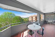 276 New South Head Rd Double Bay NSW 2028 Blue Ribbon Investment- Grand Block of 7 Strata Apartments A landmark building held for many years, Windermere is a grand c.1920 security strata block of 7 offering a blue chip chance-of-a-lifetime for savvy investors or home+income buyers. Updated and meticulously maintained yet offering opportunity for capital growth, currently four large 2bed apartments, two 3-bed apartments & a huge 2-level 3-bed 3-bath harbourview penthouse. Commandingly positioned on a sunny large cnr block within walking distance of Edgecliff train station and the rejuvenated village of Double Bay, this property is a very rare gem indeed!