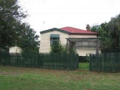 2 Nigel Street North Toowoomba Qld 4350 Inspections Inspections by appointment only. Solid 3 bedroom plus 2 sunrooms, cosy lounge and eat in kitchen. Original VJ walls, beautiful wide floor boards and high ceilings. Prime for renovating and/or move and develop. Fully fenced with garage. Located close to parks, schools and the new North Point Shopping Centre. Currently tenanted at $270 a week. Opportunities are endless! For Sale $249,500 Features General Features Property Type: House Bedrooms: 3 Bathrooms: 1 Land Size: 895 m² (approx) Indoor Toilets: 1 Outdoor Garage Spaces: 1 Fully Fenced