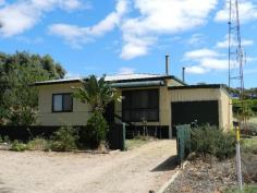 15047 Goyder Highway Overland Corner SA 5330 Enjoy the lifestyle and location being not all that far from the mighty
River Murray, this home is on 1538 square metres and has a great view
over the river valley, from the carpeted lounge room and front porch.
The modern kitchen was updated in 2013. The back verandah also
incorporates decking and a BBQ area, storage shedding and behind is room
for another vehicle, trailer or boat. There is a selection of fruit
trees and room for a vegie patch and chook yard. Benefits and savings
include 1.98 KWS SOLAR (8 panels) only 3 years old, rainwater, cheap CIT
Domestic water and a convenient semi-automatic watering system. Climate
control includes inverter split systems, gas and combustion heating and
ceiling fans. In addition the current owner is willing to negotiate
some of the furniture. A great home to relax, enjoy and make it a
base to explore the River Murray, Lock 3 and Loch Lunar. The renowned
Overland Corner Hotel is only a couple of minutes away and Barmera just a
10 minute drive.