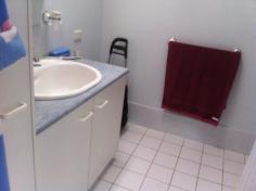 13/10 Geeba St, Slacks Creek Qld 4127 This is investment opportunity basically prints money, it has good returns of rent of around $210 per unit. This is unbelievably good return given the asking price of $99,000. Current condition is very good, and the unit comes fully furnished. Unit is complete with: - Kitchen - Lounge/TV room - Bedroom - Bathroom/shower - Patio - Private backyard Location is close to all amenities.