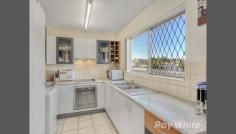1/125 Flower Street, Northgate, QLD 4013 $269,500 Northgate - Nundah is located 6 minutes to the CBD and 7 minutes to the domestic and international airports via the impressive Airport Link. It also offers Circa Nundah, Brisbane's newest urban mecca. Nundah Village offers Woolworths, specialty shops and cafe and bars. Access to local parks and one is able to access the bike/walk ways at Hedley Ave to ride to Nudgee Beach and as far as the Redcliffe Peninsula. - Currently rented at $280/week until 11 November 2014 - Good tenant - Body Corporate Fees: $654.75 p/quarter - Sinking Fund Balance: $24,650.79 as at February 2014 - Brisbane City Council rates: $305.47 p/quarter (most recent bill) - Recent Urban Utilities bill: approx $241 p/quarter