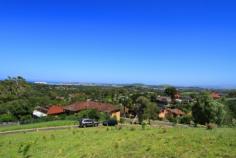 28C Goodbury Avenue Figtree NSW 2525 Rarely will you discover vacant land totaling 1,681sqm allowing you to create your own unique paradise.
Build your dream home here and capture the sweeping panoramic view, over the city and out to sea.
A generous building envelope with all services available.