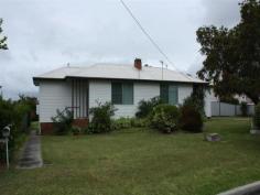 106 Douglas St Tenterfield NSW 2372 Investment Potential
$160,000.00
Located in a sound location within walking distance to the local CBD
and schools are two one bedroom units. Fenced on three sides, these
vinyl clad units are situated on a level 828.3m2 block with a carport
and garden shed in the backyard. These units are a great investment
opportunity with plenty of potential, currently tenanted receiving a
weekly return of $220.00. If you're looking to enter the property market
and get a solid return, this is it!