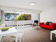 211 Bulwara Rd Pyrmont NSW 2009 Near new luxury apartment, located only a moments walk to the CBD
Gourmet Kitchen featuring Ceaser Stone Benchtops/Splashbacks, MIELE Stainless Steel Appliances including dishwasher.
Floor to ceiling tiled Bathroom with White CeaserStone mirrored cabinets,
large frameless shower.
Large open plan, lounge & bedroom area
Other Features -
Built-In Wardrobes in Bedroom
Shadow-line ceilings
Security Building with Intercom System
Quiet Leafy Position
Short walk to shops/restaurants