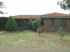 4/6 Woodvale Close Plumpton NSW 2761 LOCATION LOCATION!
Open Home Saturday 4th October 11:15am - 11:30am
Neat 3 bedroom home is located in a quiet complex with features including:
* Built-in robe and ceiling fan to master bedroom
* Large lounge with ceiling fan
* Kitchen with meals area, gas cooking
* Single drive thru lock up garage plus carport.
For an entertainers delight, the property also has large paved pergola
area at the back, and a low maintenance garden.