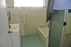 21 Sir Keith Pl Karuah NSW 2324 Spacious 4 bedroom home set on a good size block in a cul de sac location. Features built in robes and ceiling fans to all bedrooms, modern kitchen with good cupboard space, separate dining area, tidy bathroom & sun filled lounge room. Also offers carport and secure yard. Located within easy walk to the river. Could also suit the investor with current tenant paying $310 per week.