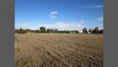 38 Hoffman Road, Thurgoona, NSW Lot 103 Hoffman Road, Thurgoona Looking to establish or relocate your business in Thurgoona Industrial Estate. This
ideal parcel of land being 18,860sqm (approx. 4.5 acres) provides
convenient access to the Hume Freeway and Albury Airport and one would
claim this land as Prime Location in Albury's Growth Corridor. With two road frontages (STCA) this land is certainly worth your consideration.