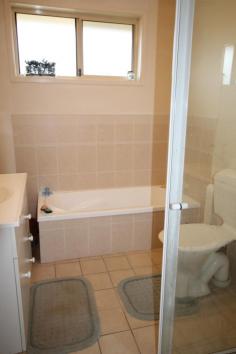 1/2A Elizabeth Street Argenton NSW 2284 Offers considered over $295000 Property ID: #2700019 Attention First Home Buyers & Investors 2 1 1 Refurbished and set in a well maintained complex of only two, this single level, two bedroom brick veneer Villa offers low maintenance living. Featuring open plan living area, bathroom with bath, internal laundry, single garage with internal access and remote entry, air con and dishwasher, and a large and private low-maintenance courtyard with lawn area. Ideal for the first home buyer or investor with easy access to shopping and all amenities. Great Lake Macquarie location! Inspection Times Contact agent for details Land Size 237 m2 Council Rates $1,125.80 per year Water Rates $696 per year