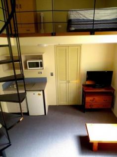 2083/185-211 Broadway, Ultimo NSW 2007 Split level 1 Bedroom (2 story loft) Offered as a medium loft with opening windows Great natural light Internal floor area 27 m2 Great tenant paying $371.00 per week gross (Owners would receive $348.80 per week, with lease until next year. Outgoings: Strata $994.15 per 1/4 (Approx) Council $175.00 per 1/4 (Approx) Water $174.00 per 1/4 (Approx) $175,000