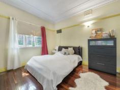 3/850 Brunswick Street New Farm Qld 4005 Rarely does an offering this special come
to market. Set towards the back of this gorgeous art deco building is
your slice of paradise. It's unusual to have such a central location
coupled with peace, quiet and privacy but you have it all right here.
You would think with a Brunswick street address that there may be some
sound but all you will hear at number three are the birds. Sit back on
your lounge and gaze out at the Summer skies while cool breezes flow by.
There is a definite feeling of spaciousness and peace here.
Inside you will discover an abundance of charm indicative of the art
deco era, high ceilings, ornate finishes and polished floorboards. You
are welcomed by an oversize lounge dining area and practical floor plan
with two generous bedrooms, separate kitchen, bathroom including bath
and outside laundry area off the kitchen. This is also a separate
entrance leading out to a secluded sunny area with clothesline. Your car
space is also positioned here and an added bonus is the quiet lane
access to the rear enabling easy access to Merthyr Village, a stones
throw away.
You are so close to all the action here,... The river, a wide range of
activities in New Farm Park, weekend markets for your fresh produce,
Sunday drinks at the Powerhouse, lawn, stand-up comedy, yoga.. it is all
literally within walking distance.
Internal: 72 sqm (plus car space)