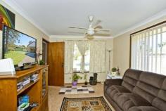1/9 Eskdale Drive Raymond Terrace NSW 2324 Conveniently located in
Lakeside, within walking distance to Lakeside shops, bus stop, school &
local sporting facilities. The tidy unit forming part of a duplex features: *
Combined lounge and kitchen * Two bedrooms, both with ceiling fans and
built-in robes * Bathroom and separate laundry * Private and well
maintained L shaped courtyard with lawn locker * Carport Current
tenants paying $240 per week. Well worth an inspection!