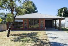 16A Richards St Goolwa SA 5214 $275,000
This Deceased Estate property is in need of some good old fashioned
'work'. Roll your sleeves up, put your gloves on and give her the tender
love and care she deserves! This brick veneer home is set on a
fantastic allotment of approximately 1,000 sqm of land, opposite a
reserve, walking distance to the main street and river! Could be
converted back into something very special! A place to call 'home'. Entry
into the open plan living / dining / kitchen. A neat little country
style kitchen with timber cupboards, breakfast bar, electric oven and
slate tiled floors with adjoining dining. Lounge overlooking
front of the home, with gas point for heating. You will need a good
fresh coat of paint on all the walls, new curtains and new carpet
throughout. Passage leads to the 2 bedrooms. Both good sized. Main with Ceiling fan. Bathroom
with shower and an old vanity, that you will probably want to replace,
but all in all in pretty good condition. Separate WC alongside the
laundry with linen cupboards. Off the rear verandah there is an enclosed room, ideal for a teenage retreat or games room for the kids. Single
garage under main roof, with front and rear roller doors. Side gate
access to large rear yard with a huge shed with concrete floor at the
rear. Plenty of room for all the toys!
