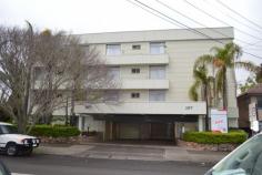 49/167 Willoughby Road, Naremburn NSW 2065 Just repainted and ready for occupation. This studio apartment is situated in a very handy location to Crows Nest shops. Features separate kitchen, bathroom, 1 x under cover security car park. Abundant light with a pleasant leafy outlook. Close to transport and all amenities. See open times or call agent for private inspection.
