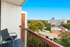 35/77 Cook Road Centennial Park NSW 2021 This sunny, top floor apartment comes with sensational district views. Featuring: - 2 double sized bedrooms main with built- in wardrobe - Brand New kitchen with plenty of storage, - Updated bathroom, - Sunny living room opening onto balcony with beautiful southern district views. - Internal laundry - 1 x car space This unit is only moments to Centennial Parklands & the very trendy Oxford Street's many shops & cafes