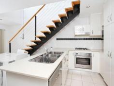 11/3 King Street Narrabeen NSW 2101 $530,000 - $570,000 Modern Narrabeen Apartment Showcasing a split level layout with private Terrace/courtyard on rooftop area, impressive modern design and a prized northerly aspect from the living area. This light filled apartment provides an idyllic Narrabeen lifestyle. Shops, buses, the beach and the lake are all within mere footsteps. - Generous open plan living/dining staircase up to private terrace/courtyard - Full length glass doors open to a sunlit North balcony - Deluxe gas kitchen boasts stainless Omega appliances - Master bedroom suite has skylight and built ins - Fully tiled living area and bathroom - Gas heating and security intercom - Security building and secure lock up garage - Private roof terrace capturing skyline and district views - 60sqm internally and 113sqm in total Strata- $884 qu Water $171qu Council $281 qu. Property Snapshot Property Type: Unit